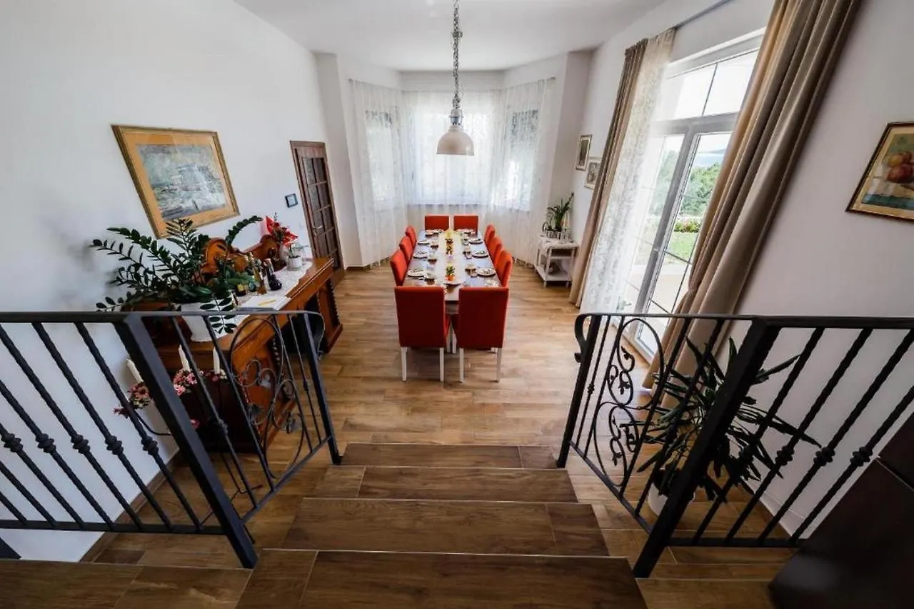 Villa Stone Queen Kastel Novi Croatia